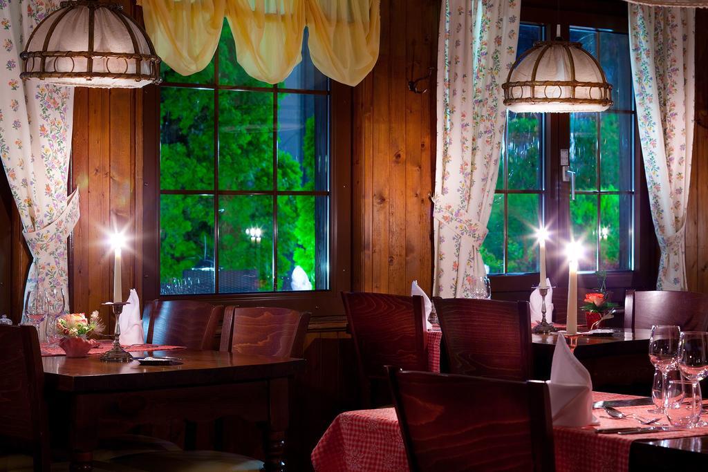 Hotel Aux Mille Etoiles Salvan المظهر الخارجي الصورة