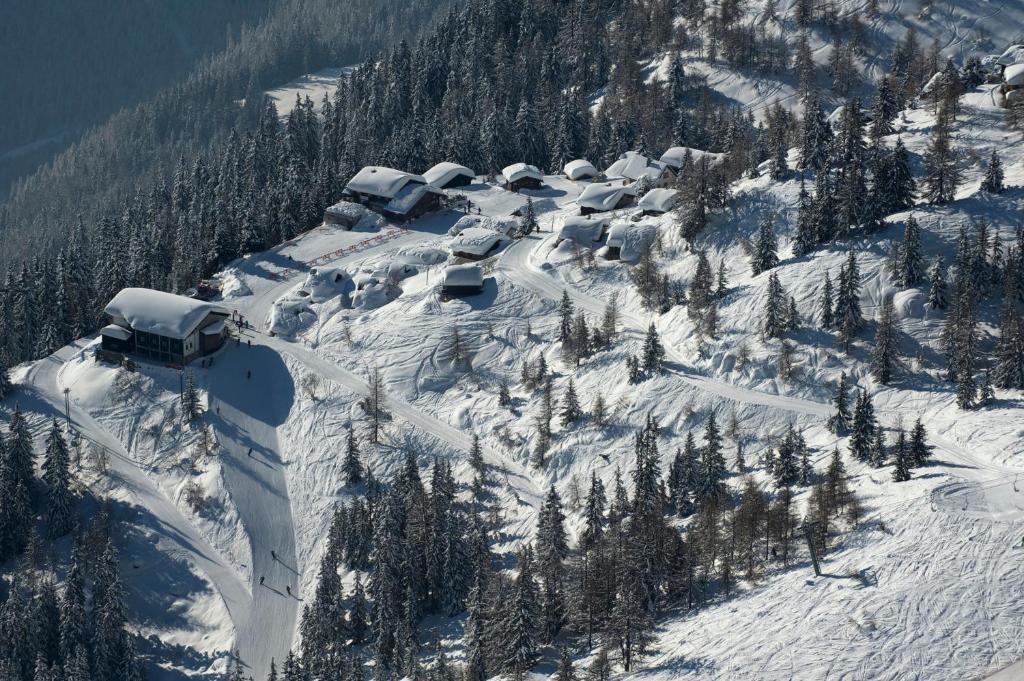 Hotel Aux Mille Etoiles Salvan المظهر الخارجي الصورة